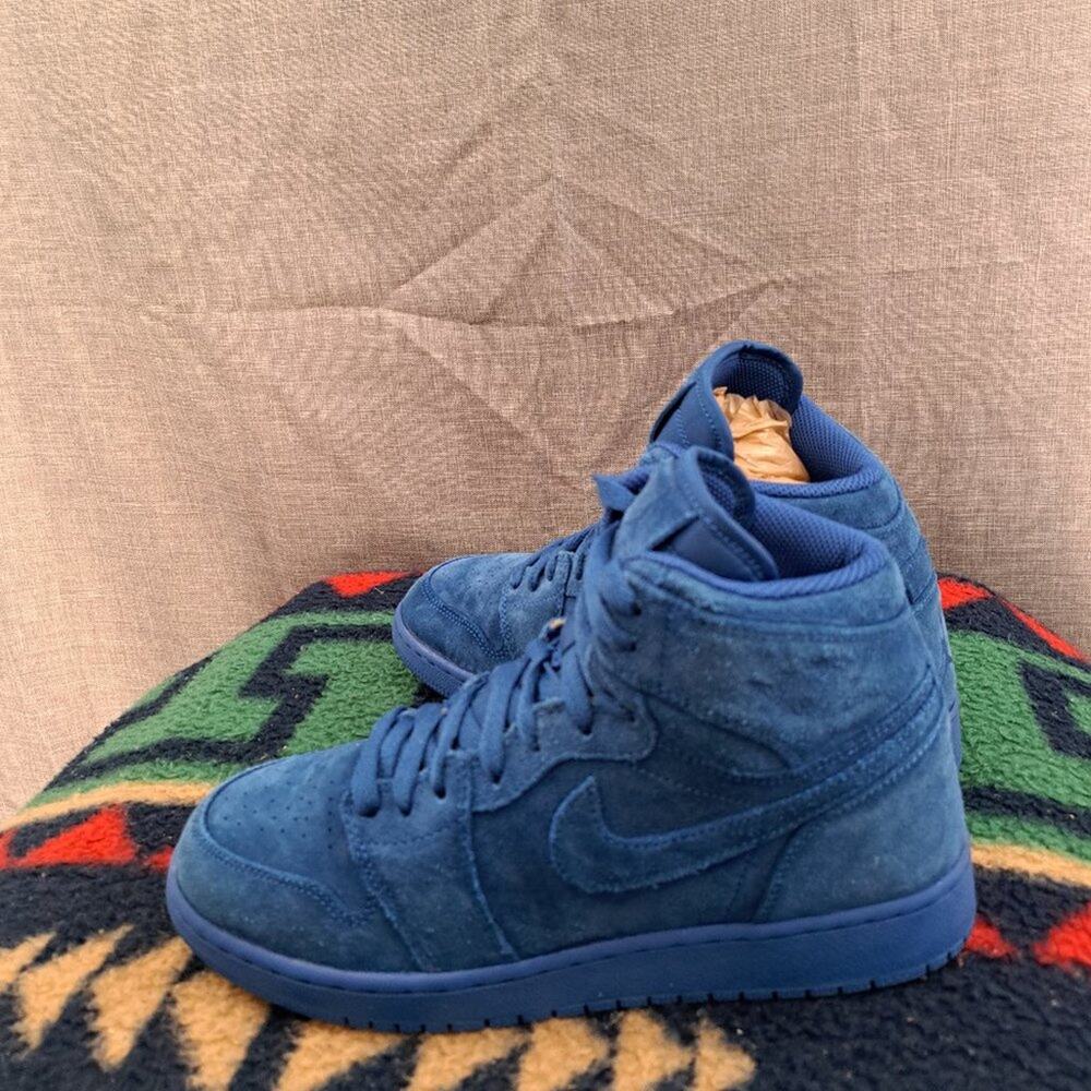 %2017 Nike Air Jordan 1 Retro High Team Royal Suede Youth SZ 6.5 Y AJ23